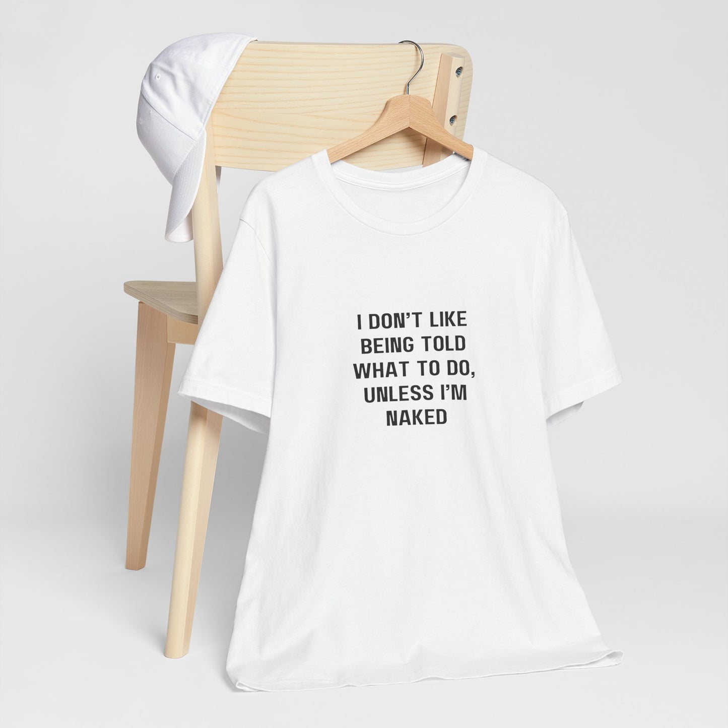 À moins que je sois nue | T-shirt graphique blanc | T-shirt unisexe bio